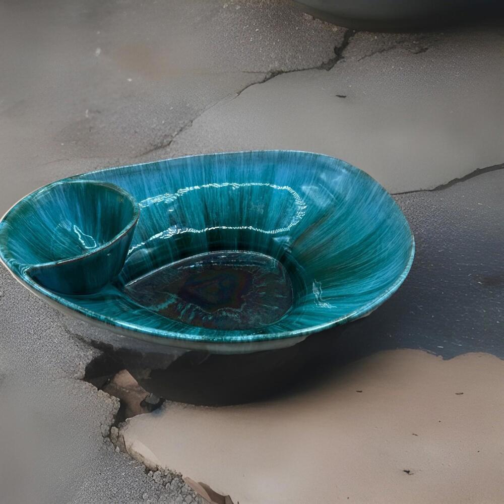 VTG Rare Blue Mountain Pottery Chip Dip Bowl 12”Retro70s Glossy Handmade
